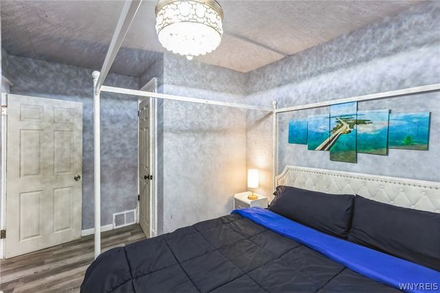 1320 Ashland Avenue, Niagara Falls, NY 14301