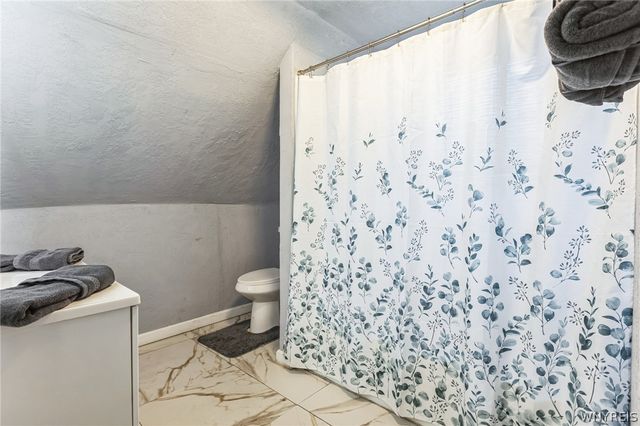 1320 Ashland Avenue, Niagara Falls, NY 14301
