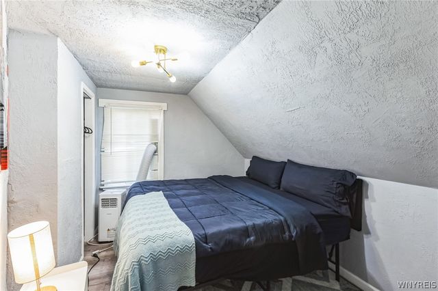 1320 Ashland Avenue, Niagara Falls, NY 14301