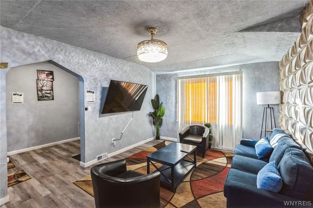 1320 Ashland Avenue, Niagara Falls, NY 14301
