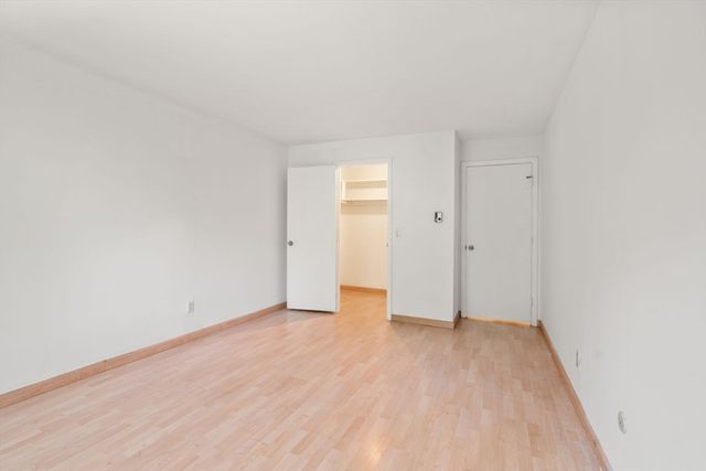47 Will Dr 114, Canton, MA 02021