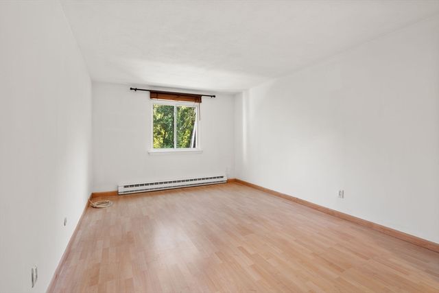 47 Will Dr 114, Canton, MA 02021