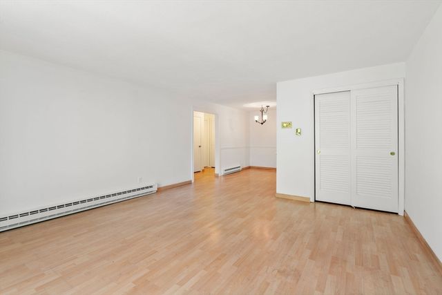 47 Will Dr 114, Canton, MA 02021