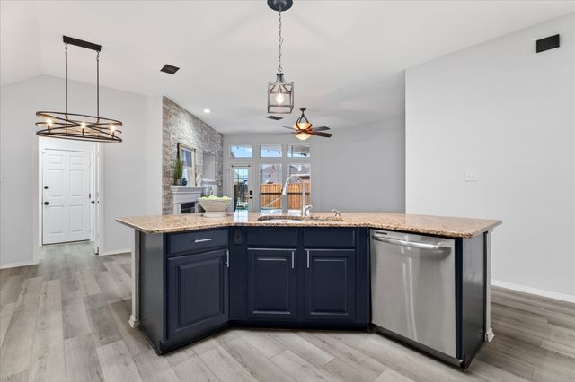 5734 Green Hollow Lane, The Colony, TX 75056