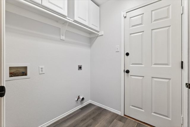 5734 Green Hollow Lane, The Colony, TX 75056