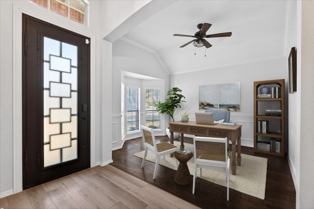 5734 Green Hollow Lane, The Colony, TX 75056