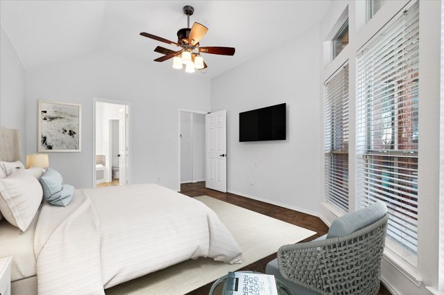 5734 Green Hollow Lane, The Colony, TX 75056