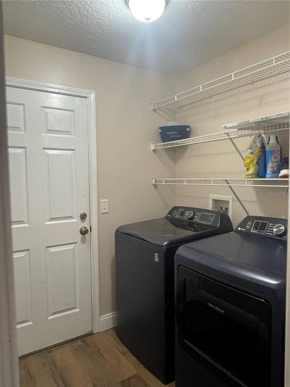 Image 18 of property listing at 2209 PLEASURE RUN DRIVE, Ruskin, FL 33570