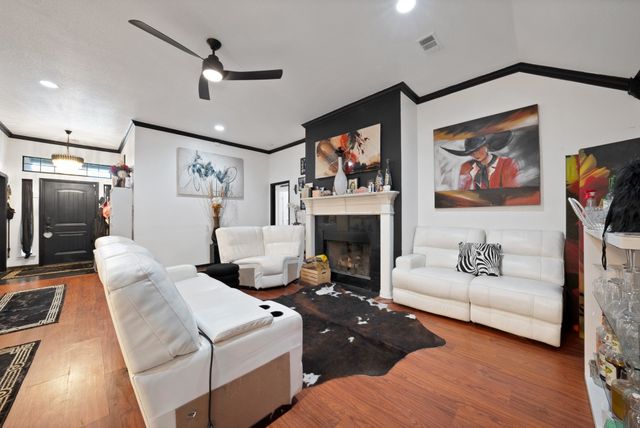 2716 Rochelle Point, Irving, TX 75062