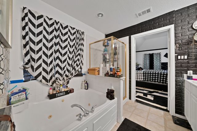 2716 Rochelle Point, Irving, TX 75062