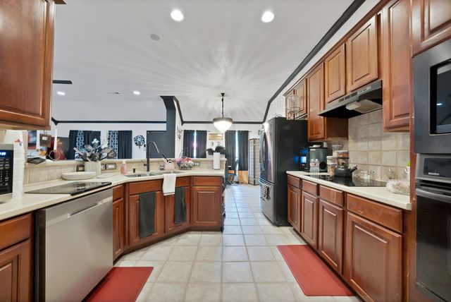 2716 Rochelle Point, Irving, TX 75062