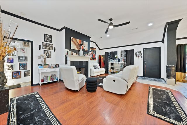 2716 Rochelle Point, Irving, TX 75062