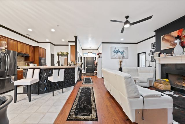2716 Rochelle Point, Irving, TX 75062