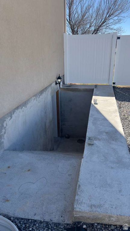 Image 19 of property listing at 109 W NAUTICAL DR, Stansbury Park, UT 84074