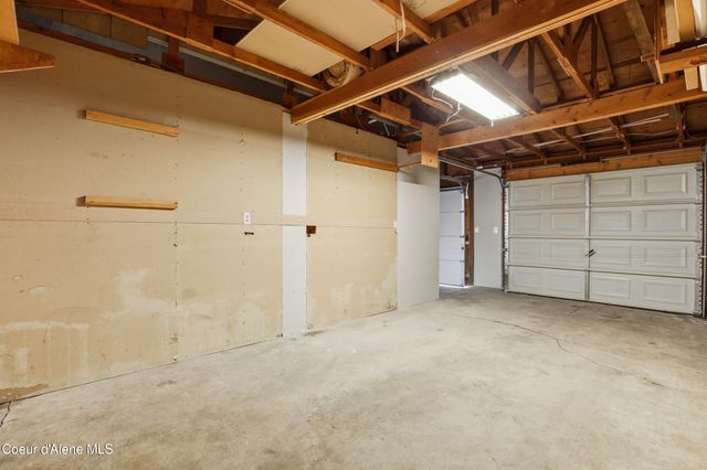 468 W Helen Ave, Hayden, ID 83835