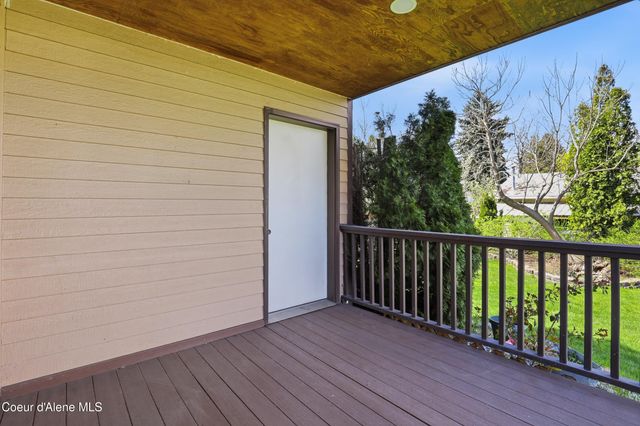 468 W Helen Ave, Hayden, ID 83835