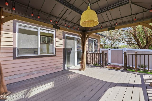 468 W Helen Ave, Hayden, ID 83835