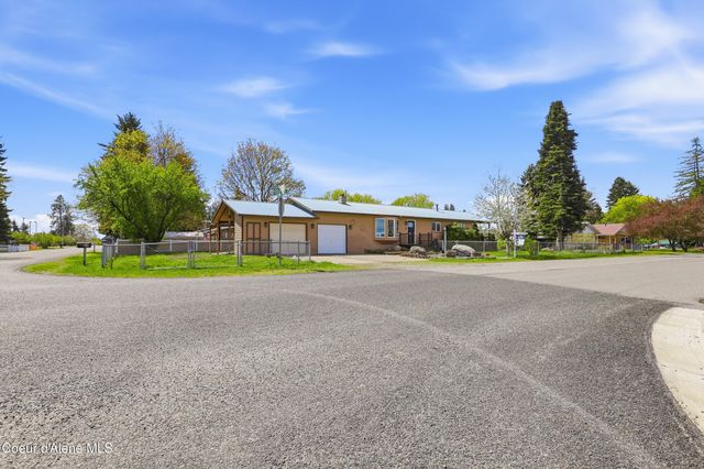 468 W Helen Ave, Hayden, ID 83835