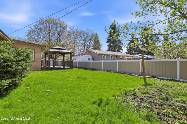 468 W Helen Ave, Hayden, ID 83835