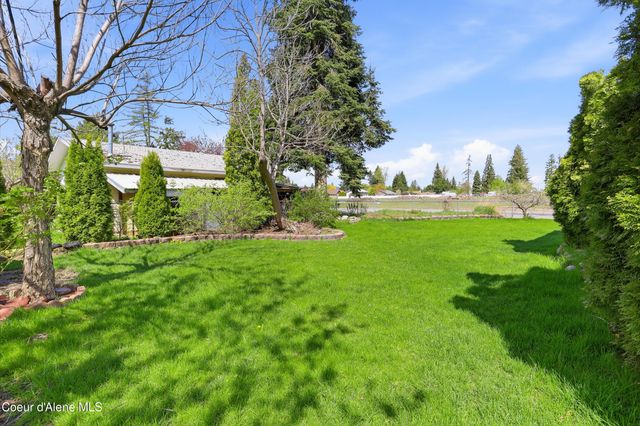 468 W Helen Ave, Hayden, ID 83835