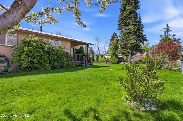 468 W Helen Ave, Hayden, ID 83835