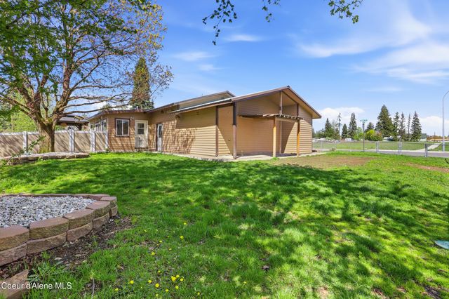 468 W Helen Ave, Hayden, ID 83835