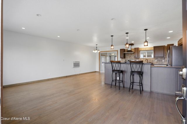 468 W Helen Ave, Hayden, ID 83835