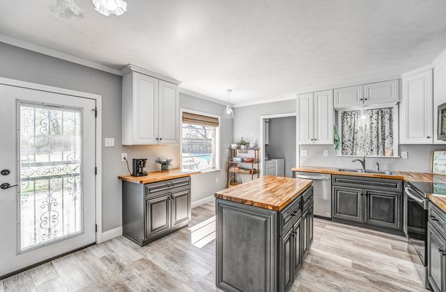 7190 N JUANA DR, Millington, TN 38053