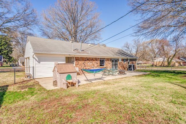 7190 N JUANA DR, Millington, TN 38053