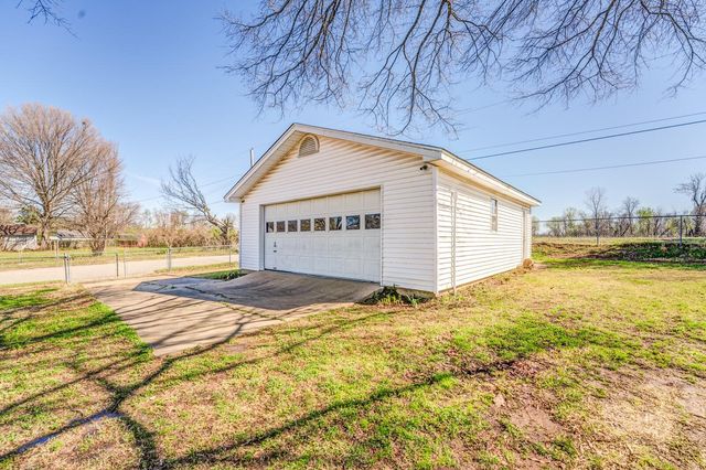 7190 N JUANA DR, Millington, TN 38053