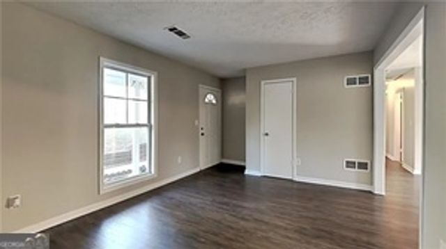 5734 Taffeta Court, Lithonia, GA 30058