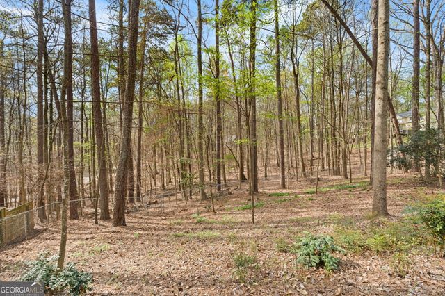 118 Little Ridge Road, Berkeley Lake, GA 30096