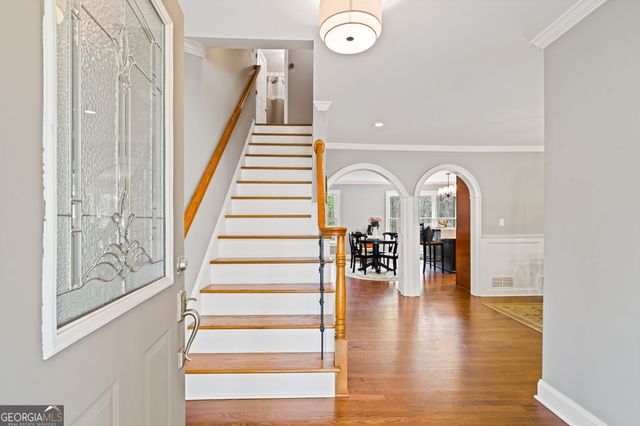 118 Little Ridge Road, Berkeley Lake, GA 30096