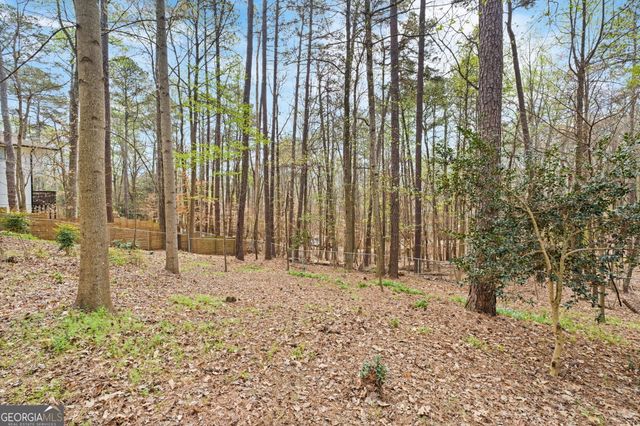 118 Little Ridge Road, Berkeley Lake, GA 30096