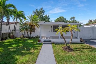 1340 NW 52nd St, Miami, FL 33142