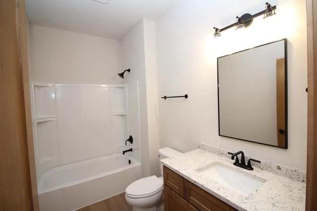 1252 Kiddle LANE, Union Grove, WI 53182