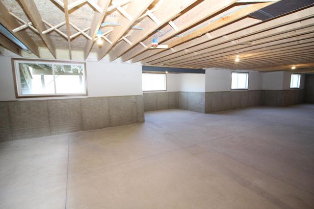 1252 Kiddle LANE, Union Grove, WI 53182