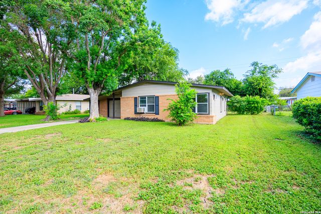 315 CRESHAM DR, San Antonio, TX 78218