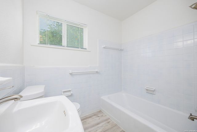 315 CRESHAM DR, San Antonio, TX 78218