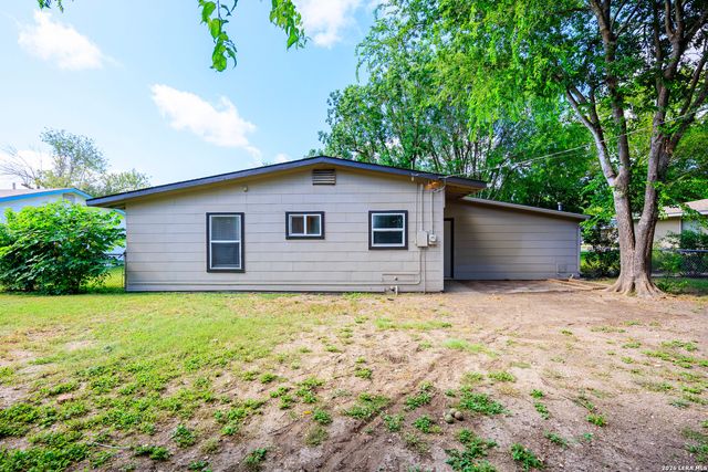 315 CRESHAM DR, San Antonio, TX 78218
