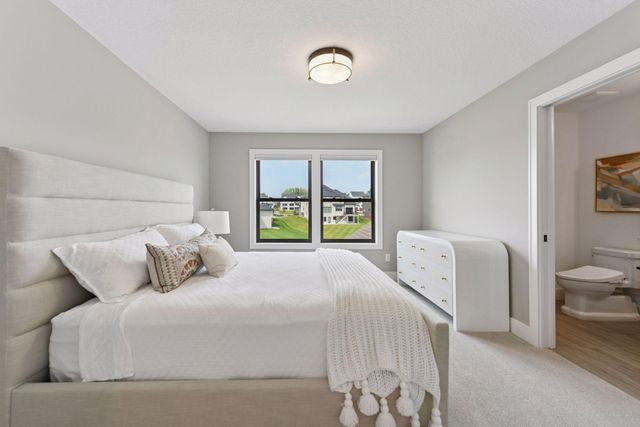 16542 46th Court N, Plymouth, MN 55446