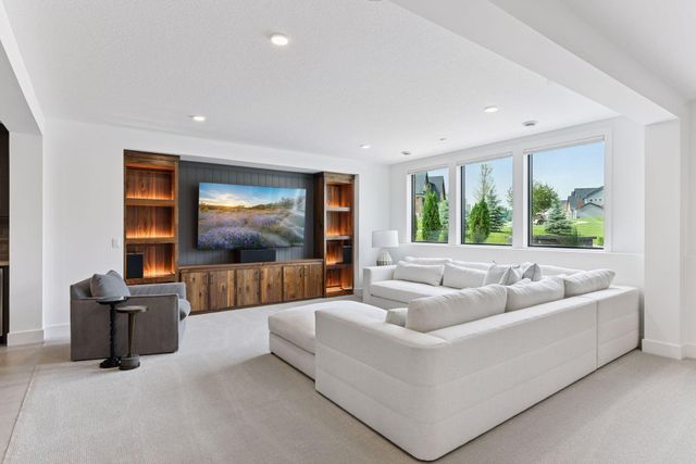 16542 46th Court N, Plymouth, MN 55446