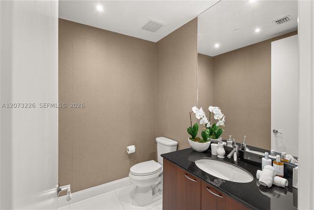 15811 Collins Ave 1702, Sunny Isles Beach, FL 33160