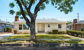 1915 N Linwood Avenue, Santa Ana, CA 92705