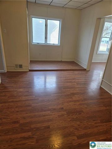 2066 Grape Street, South Whitehall Twp, PA 18104