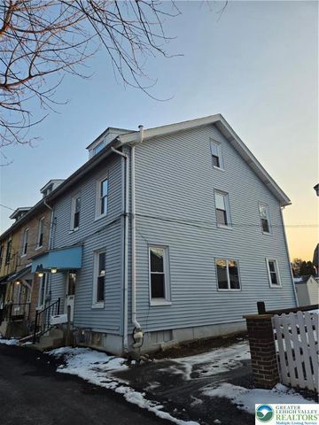 2066 Grape Street, South Whitehall Twp, PA 18104