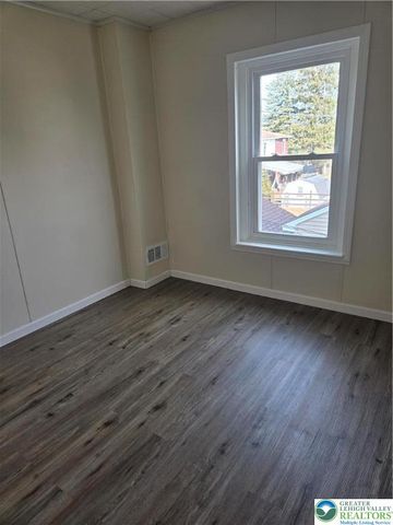 2066 Grape Street, South Whitehall Twp, PA 18104