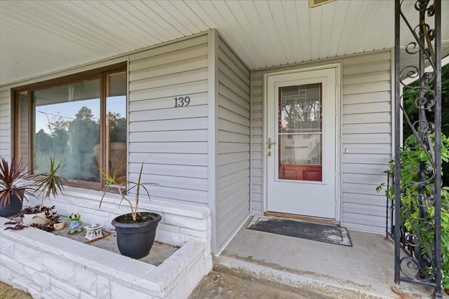 139 HAPPY HOLLOW Boulevard, Council Bluffs, IA 51503