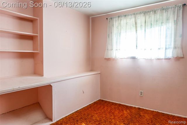 18345 Fremont Street, Livonia, MI 48152
