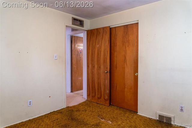 18345 Fremont Street, Livonia, MI 48152